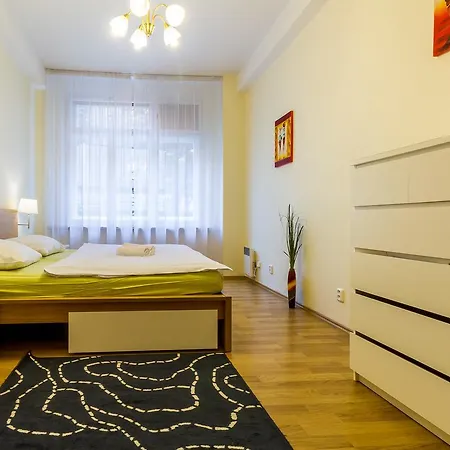 Apartment Janalex National Theatre
